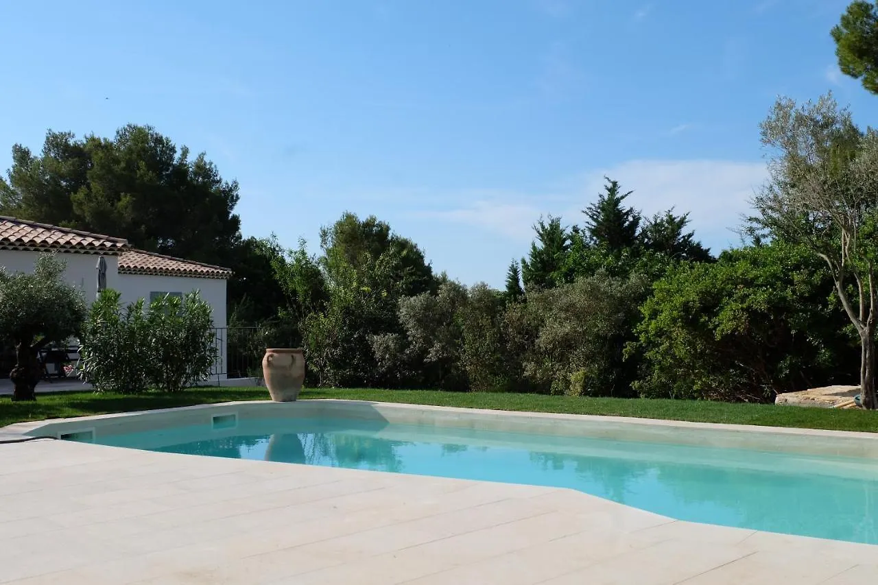 Bed and Breakfast La Bastide D'Alix à Éguilles Couette-café